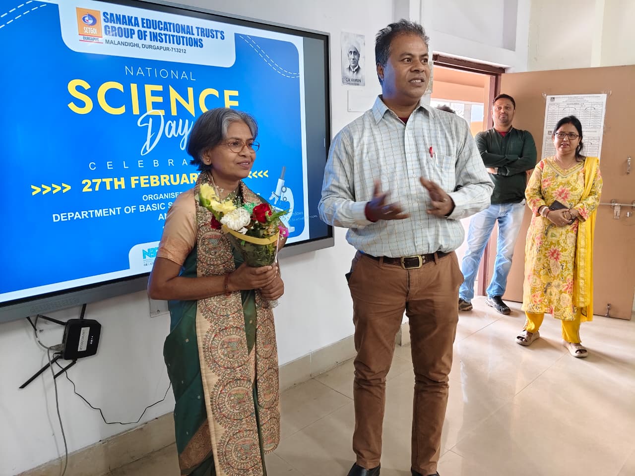 Faculty group at Science Day